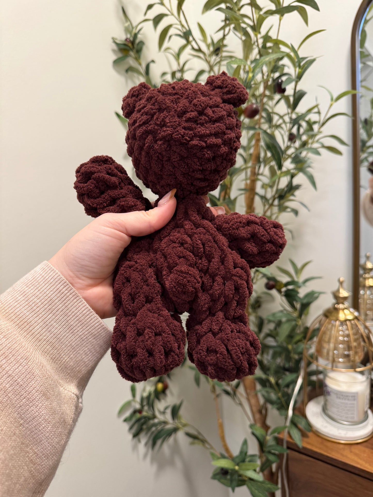 barry the bear snuggler