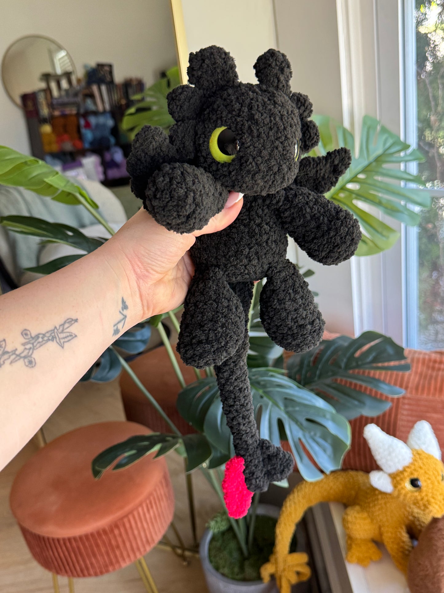 Floppy Toothless plushie