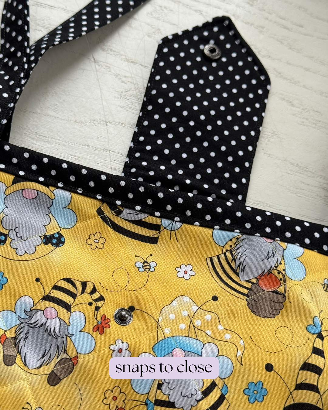 BumleBee Gnomes Market bag