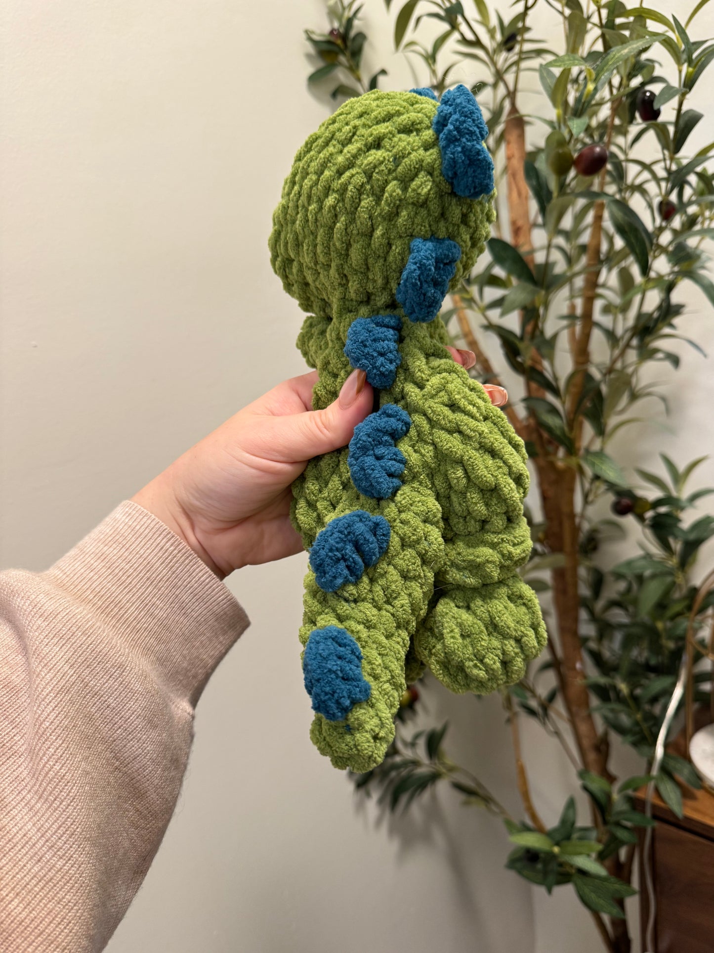 Della the Dino