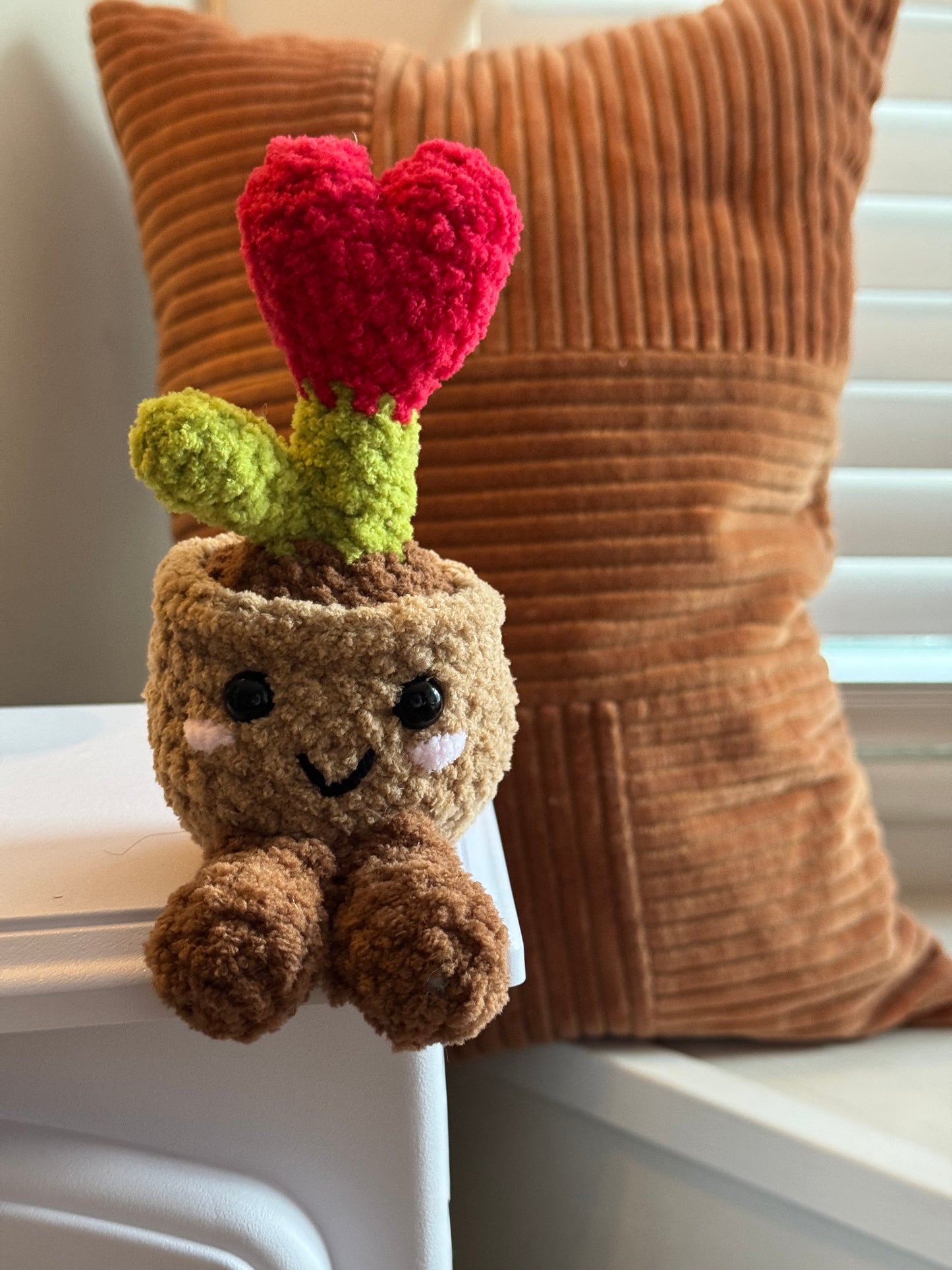 Love Tulip Desk Buddy