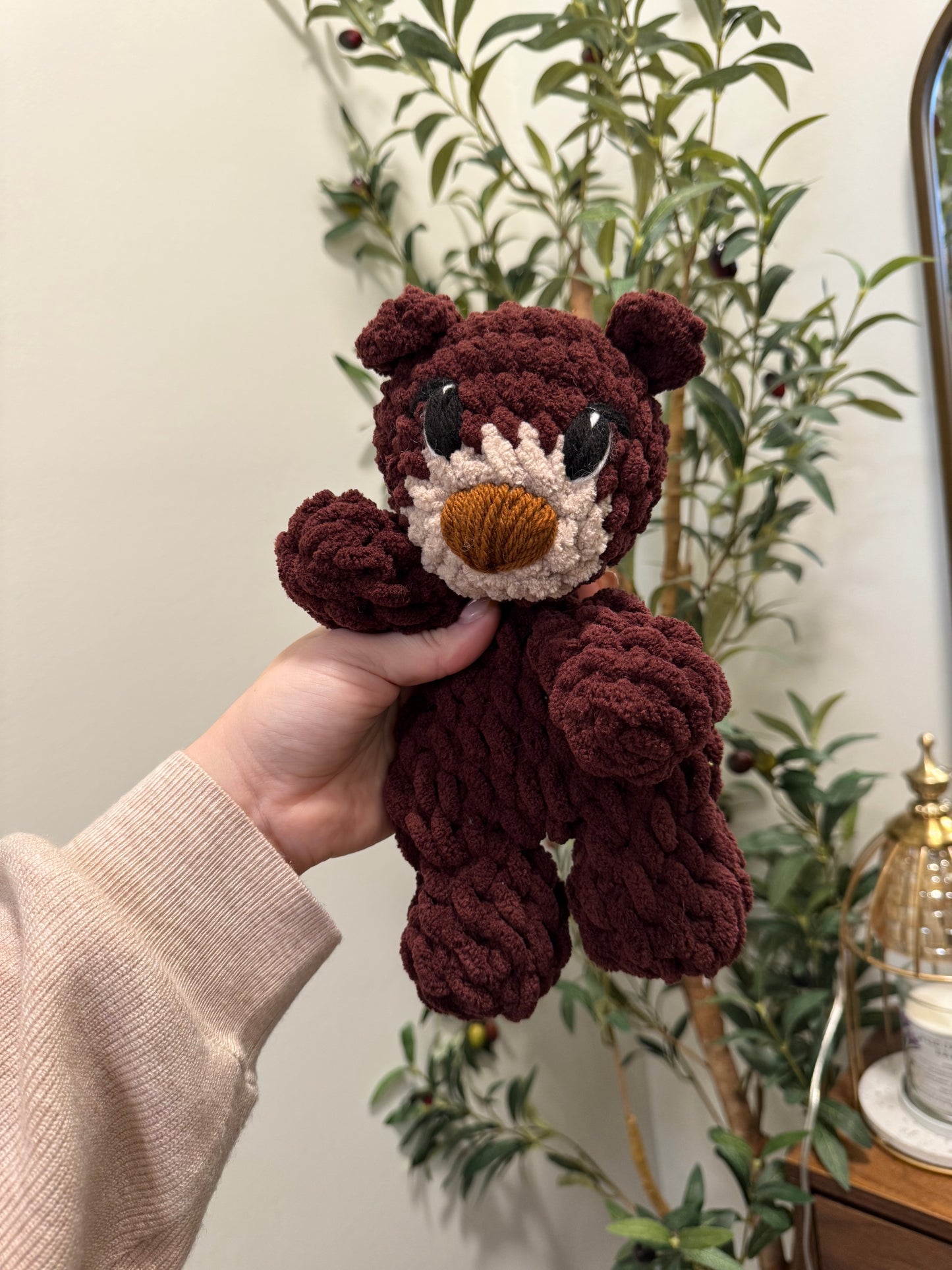 barry the bear snuggler