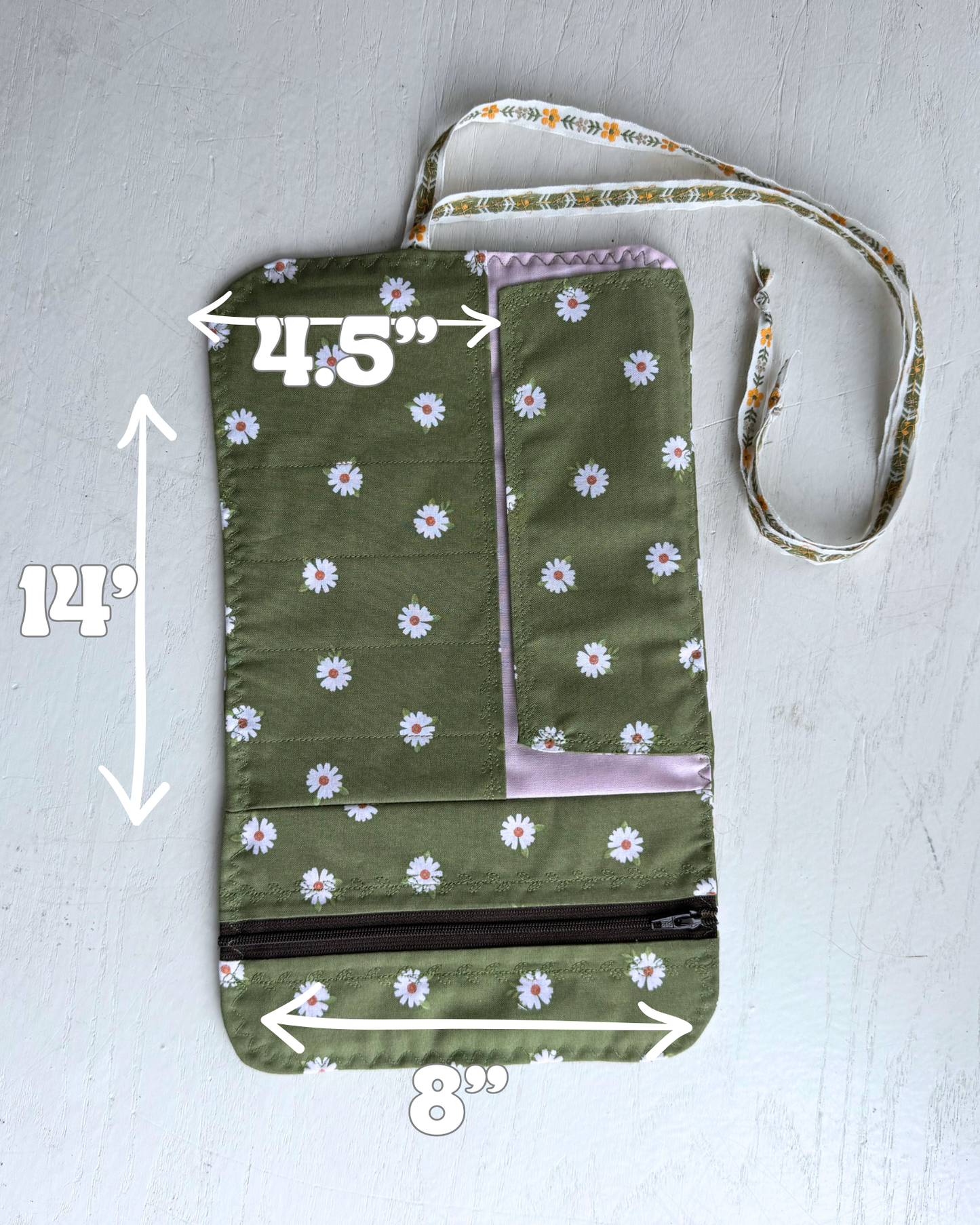 Daisies Crochet Hook Roll-up Case
