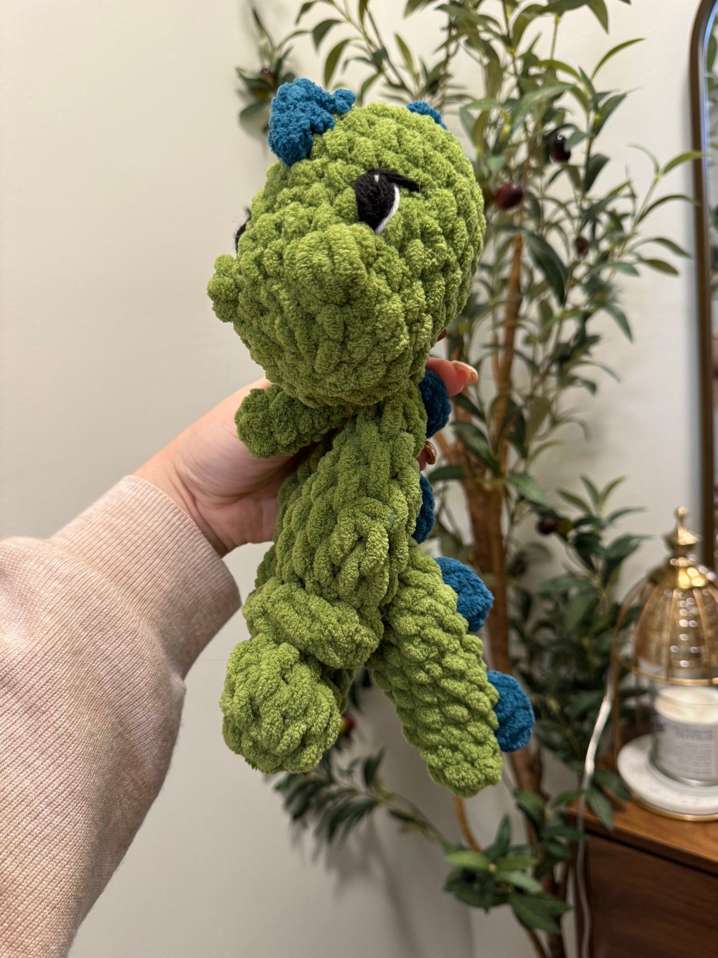 Della the Dino
